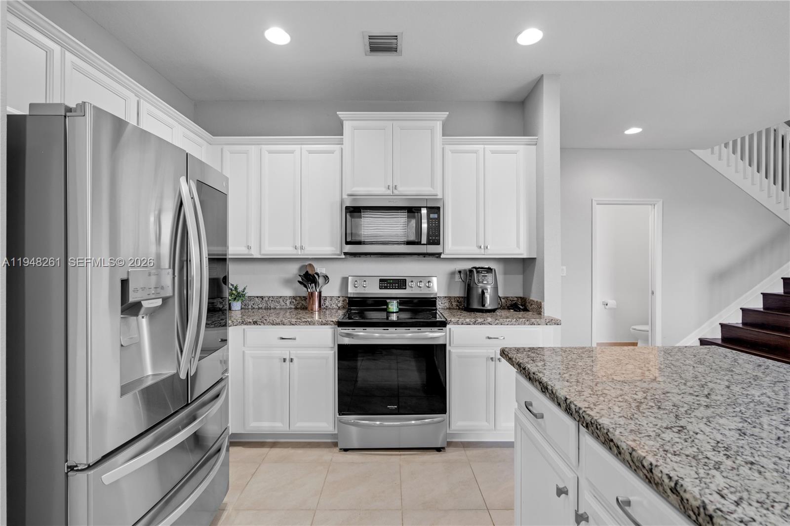 VENTANAS AT HOMESTEAD - Residential