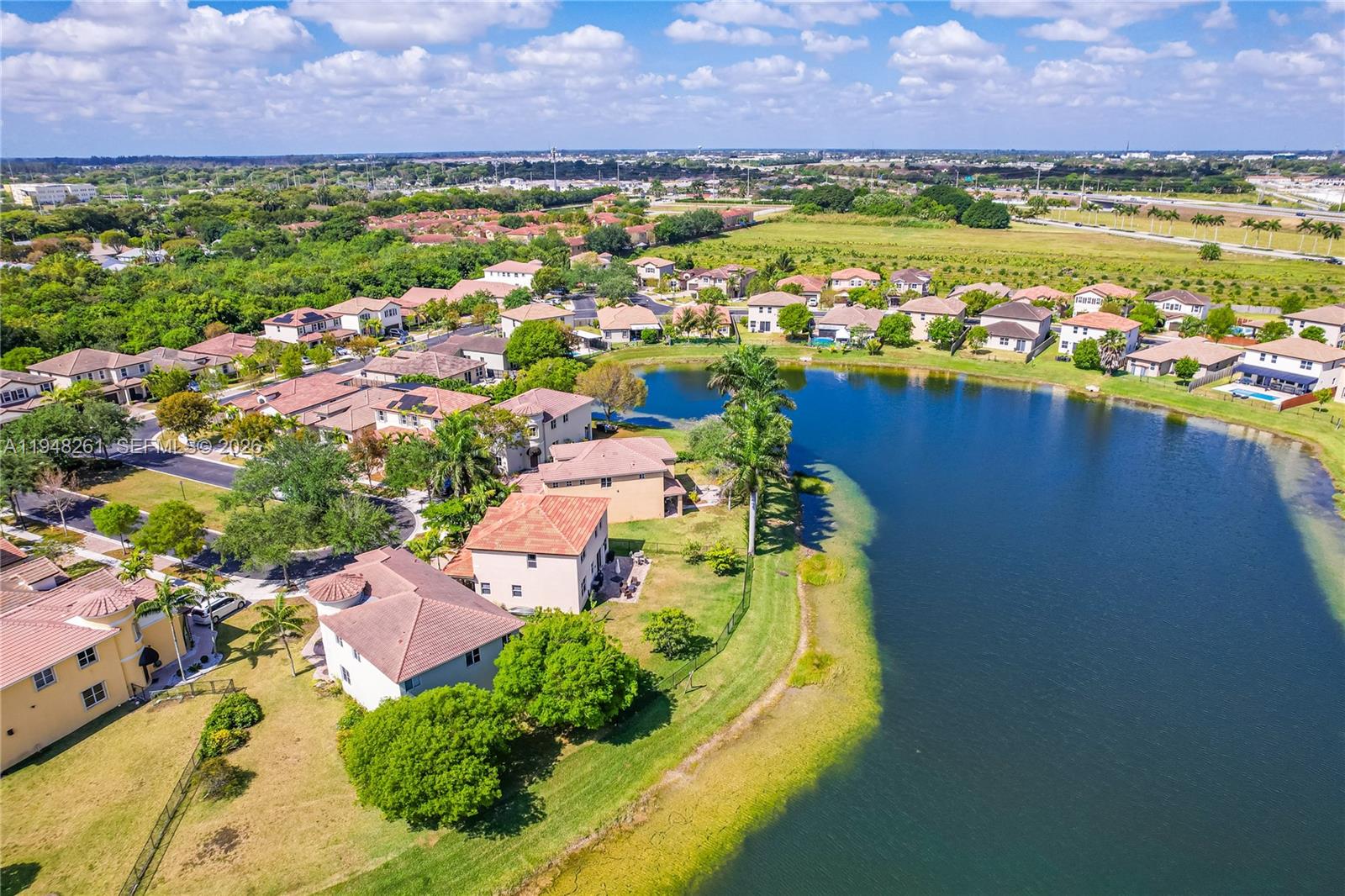 VENTANAS AT HOMESTEAD - Residential