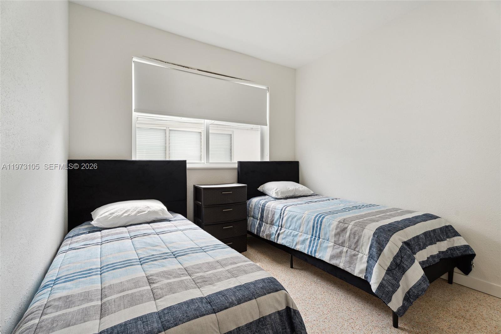 BISCAYNE BCH SUB - Residential Lease