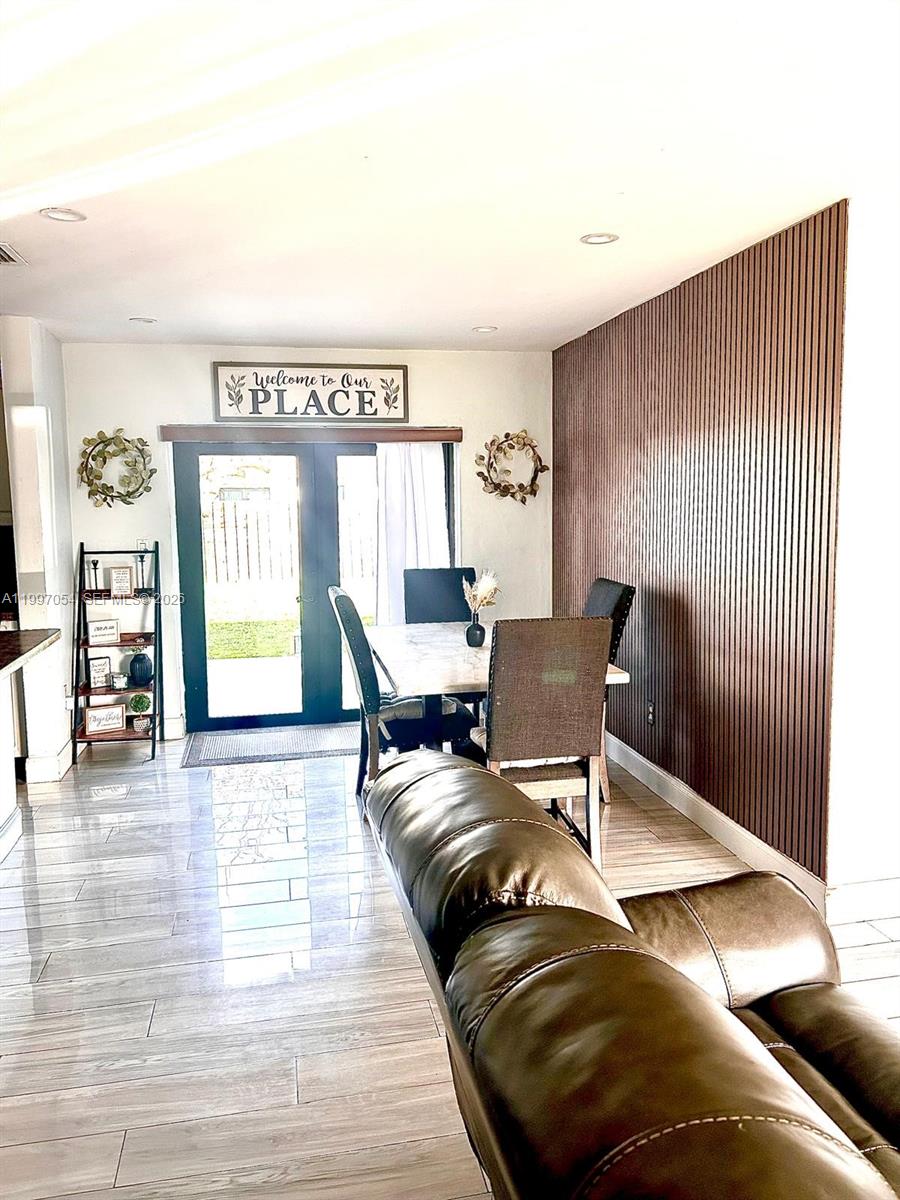 4TH ADDN TO STARLIGHT - Residential