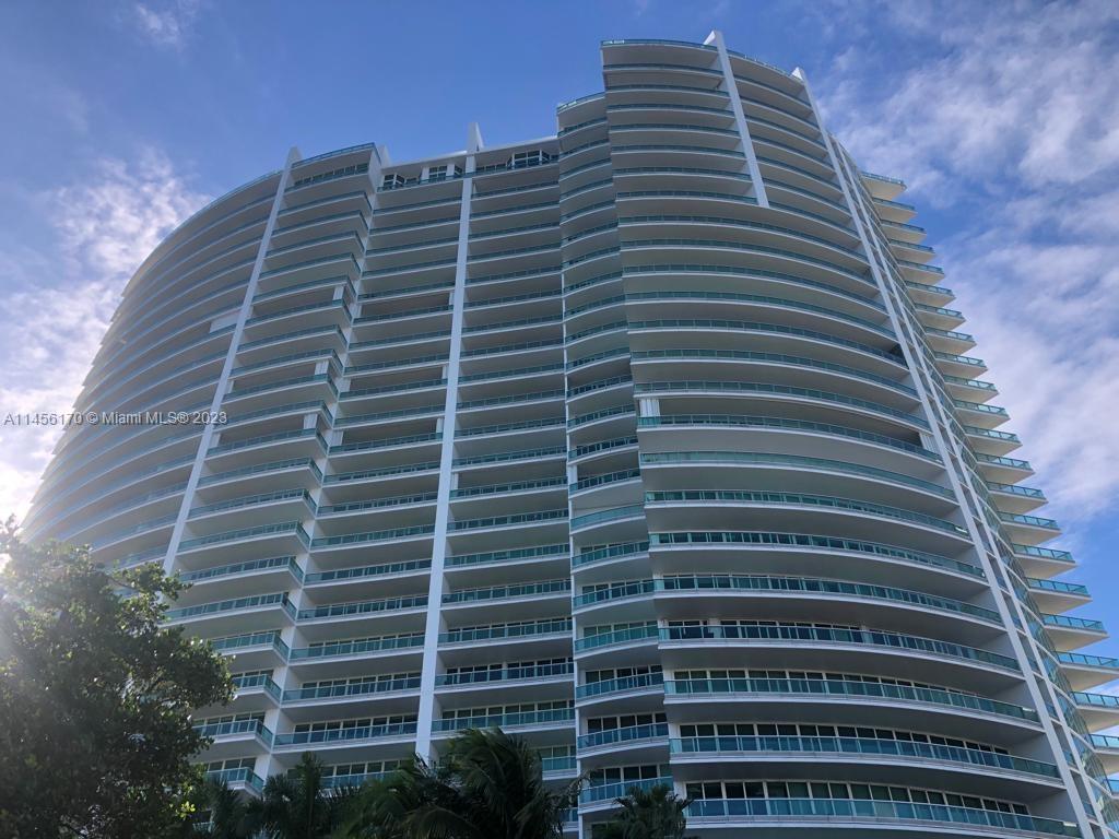 TOWERS OF PORTO VITA-SOUTH - Residential