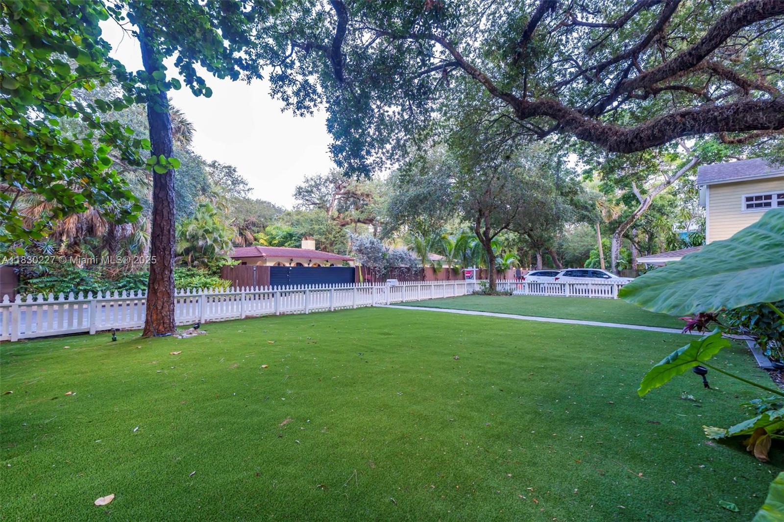 RIVER LANDS - Residential