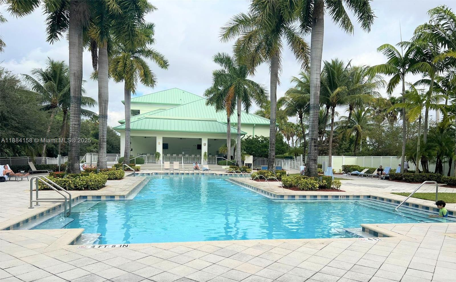 View photos, virtual tours, details... 5300 NW 87th Ave 701