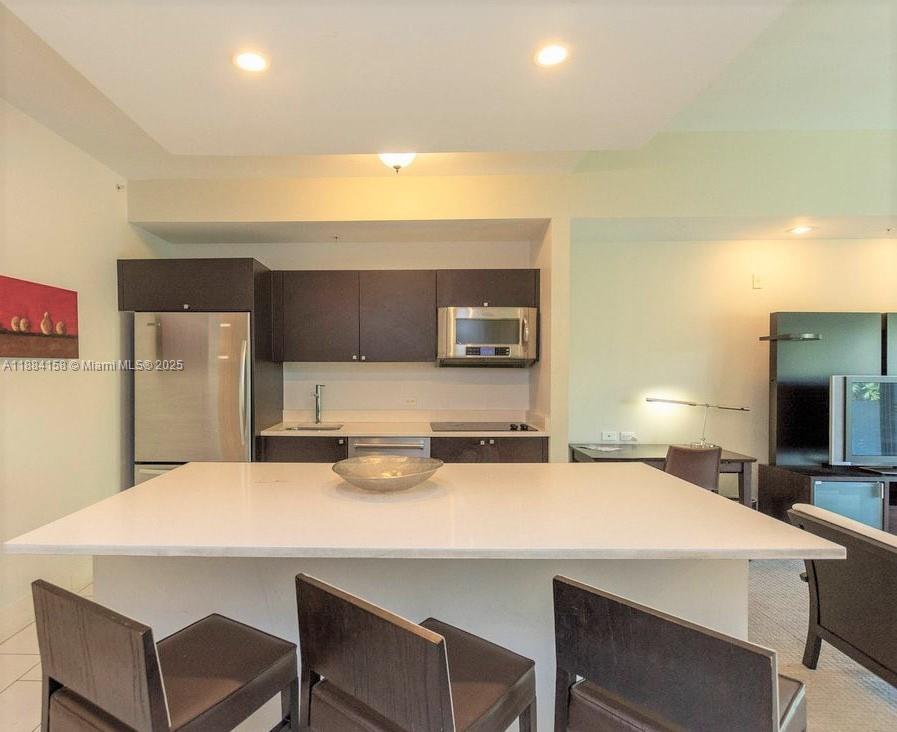 View photos, virtual tours, details... 5300 NW 87th Ave 701