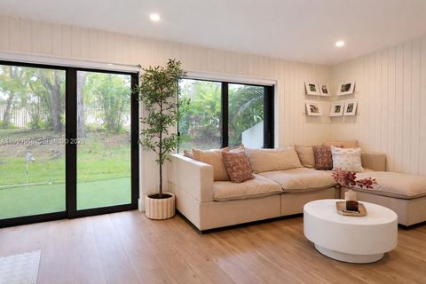 11017 SW 113th Pl 11017 Miami FL 33176