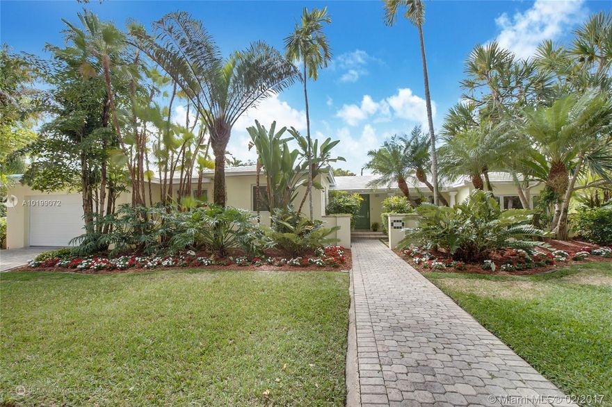 Exquisitely Maintained Estate in Coral Gables' Prestigious Golden Triangle. Sitting on an oversized lot with over 15,000 Sq Ft and Beautiful Landscaping. This Gem Features 4 Bedrooms, 3 Baths, Open Living and Florida Room Areas with Amazing Natural Light and Vaulted Exposed-Beam Ceilings. An Additional Family Room can be used as a Game Room or Additional Bedroom. Newly Remodeled Kitchen with Breakfast Area, Updated Bathrooms, Formal Dining Room and So Much More. Amazing Home for Entertaining!