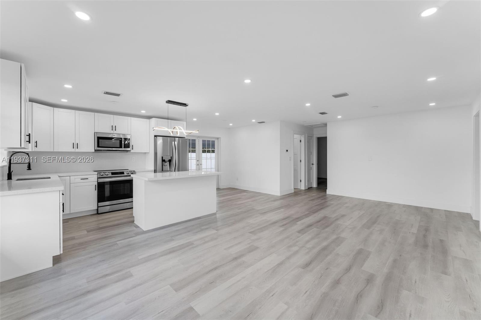 CAROL CITY 4TH ADDN - Residential