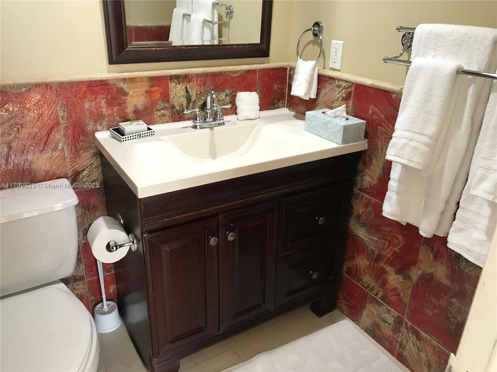 TIDES ON HOLLYWOOD BEACH - Residential Lease