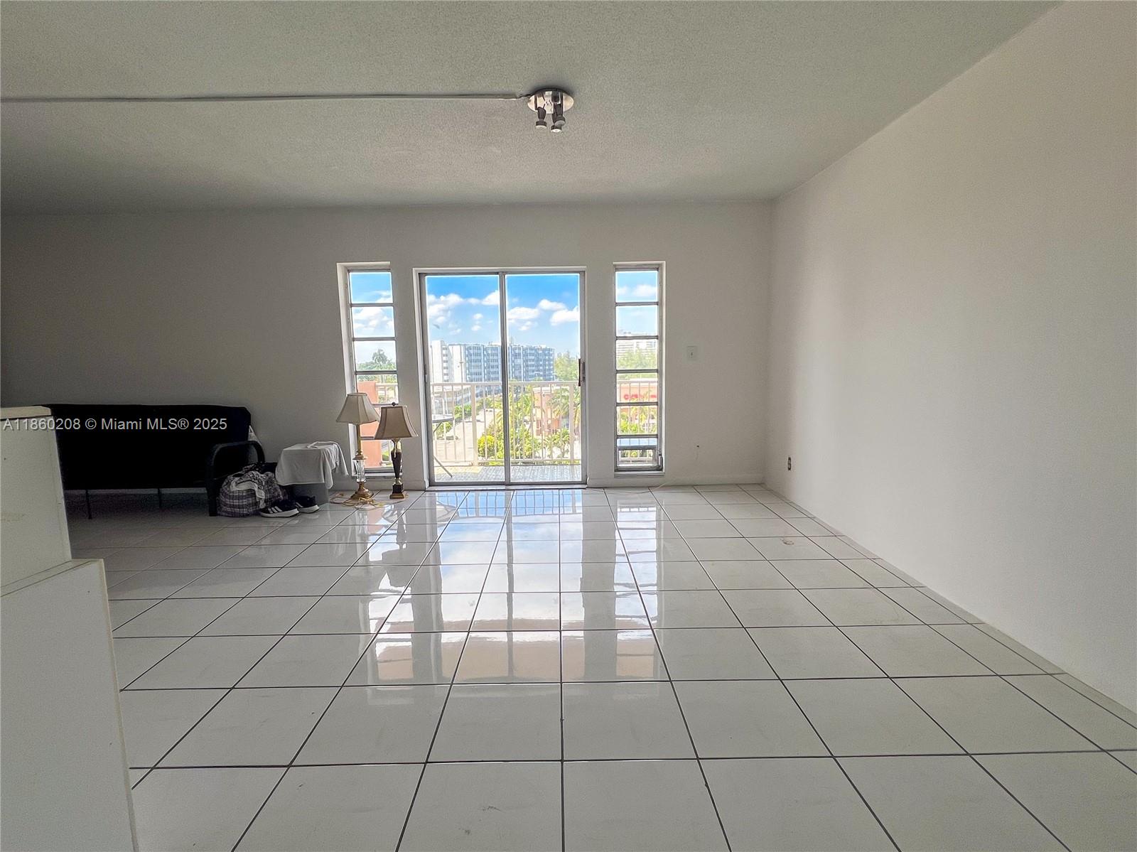 2200 E Hallandale Beach Blvd 603