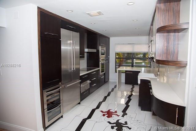 COUNTRY LAKE MANORS SEC 2 - Residential