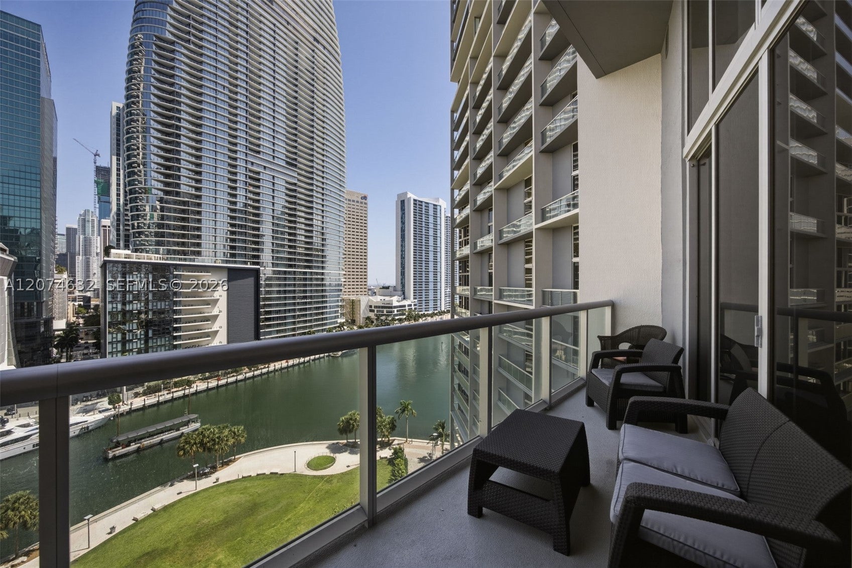 475 Brickell Ave 1412
