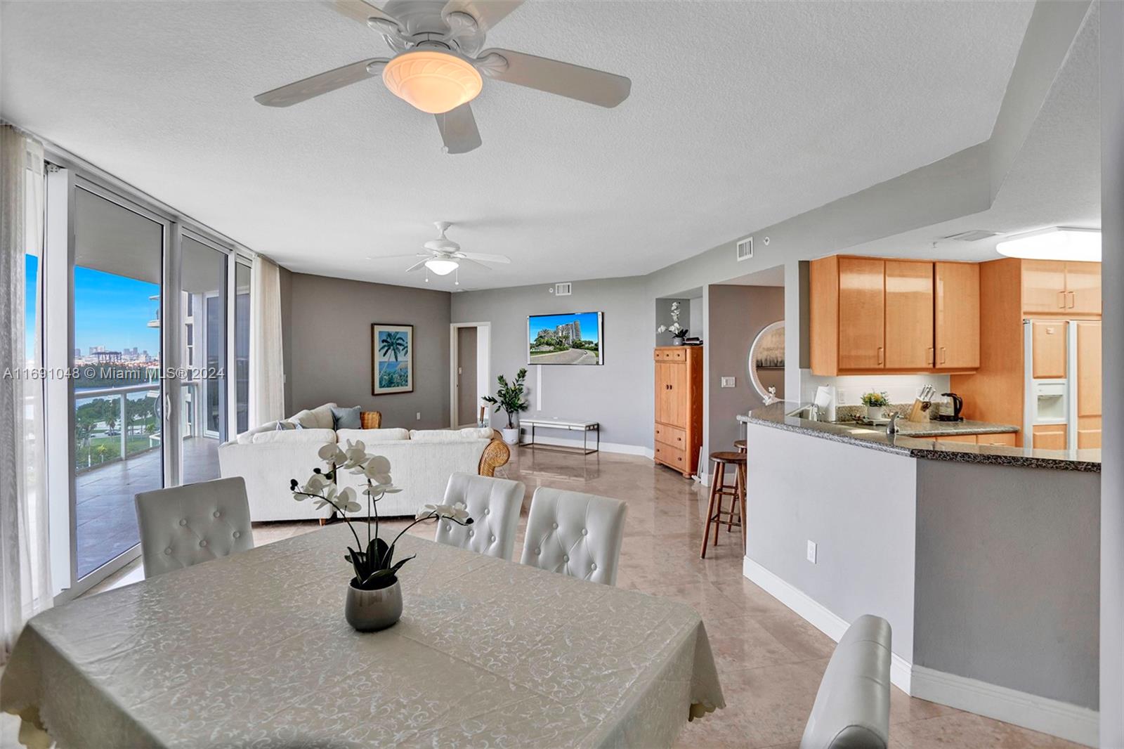 RENAISSANCE ON THE OCEAN - Residential Lease