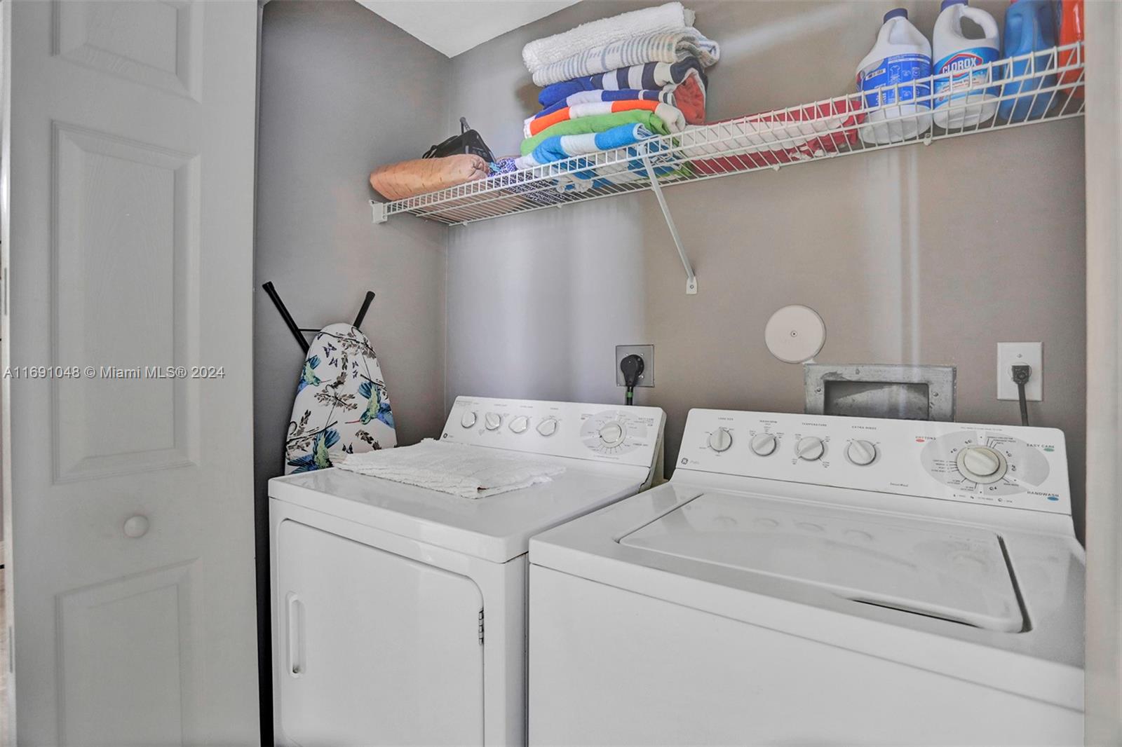 RENAISSANCE ON THE OCEAN - Residential Lease