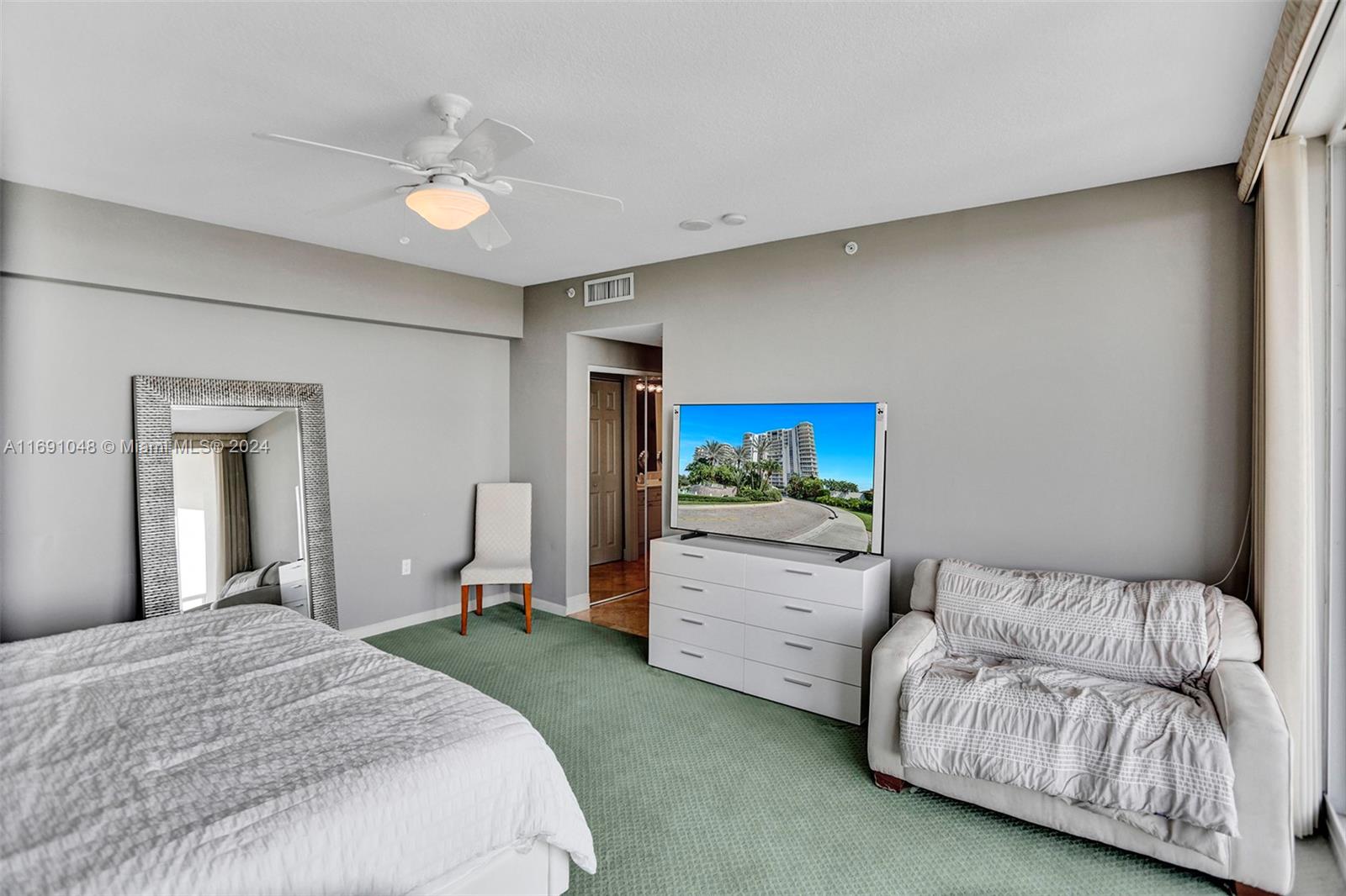 RENAISSANCE ON THE OCEAN - Residential Lease