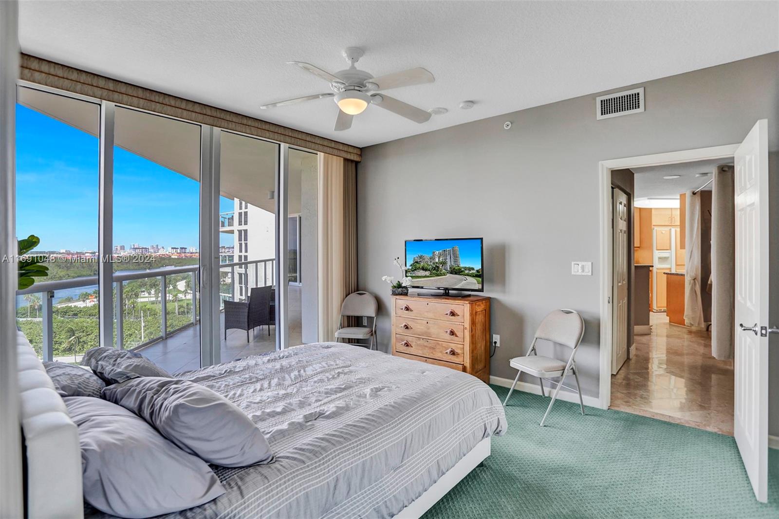 RENAISSANCE ON THE OCEAN - Residential Lease