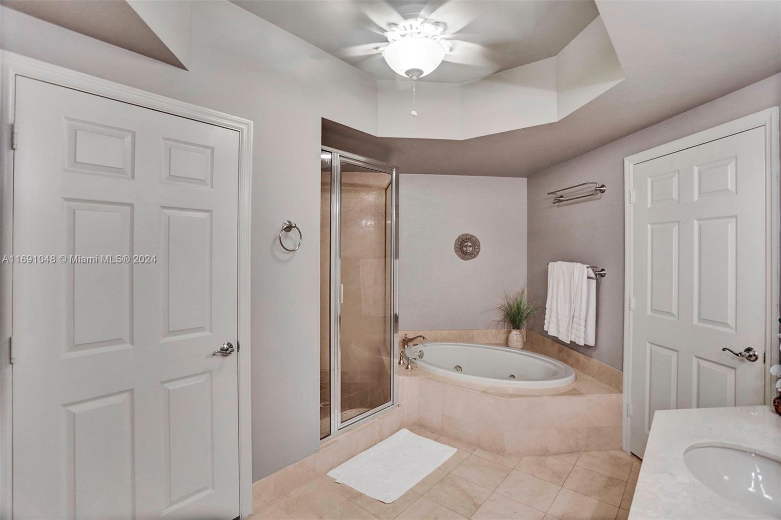 RENAISSANCE ON THE OCEAN - Residential Lease