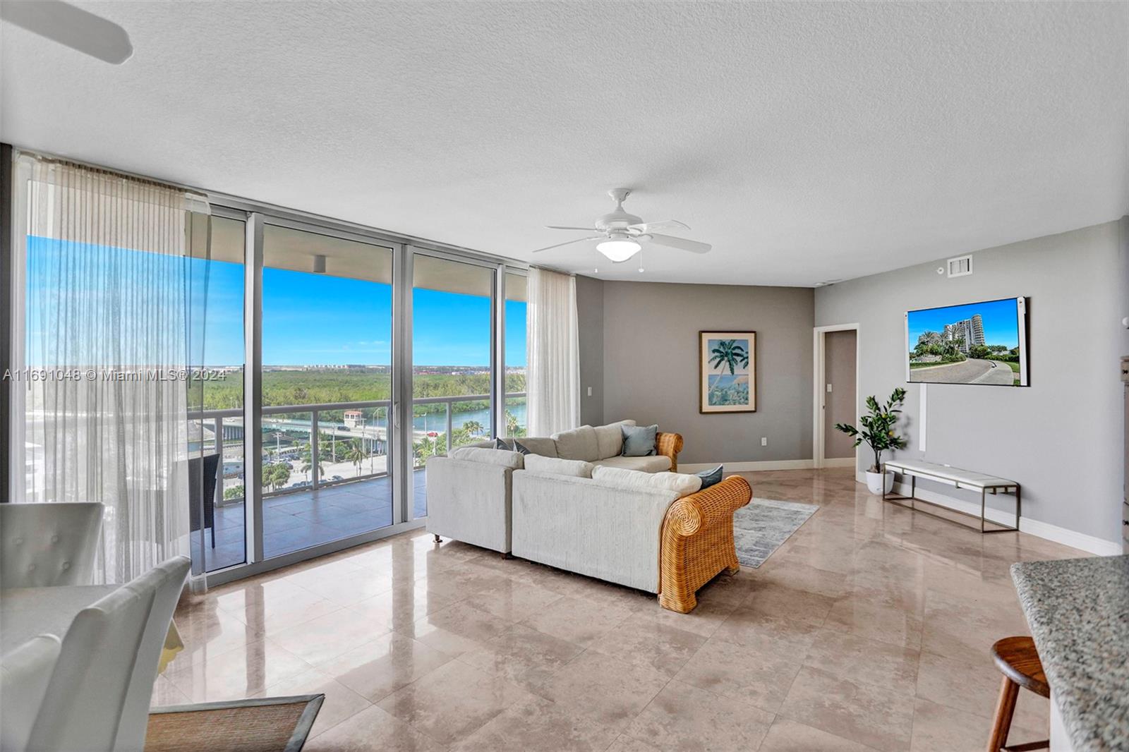 RENAISSANCE ON THE OCEAN - Residential Lease