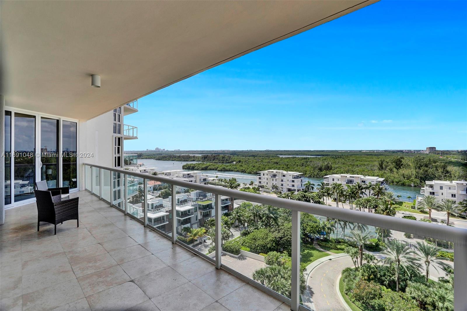 RENAISSANCE ON THE OCEAN - Residential Lease