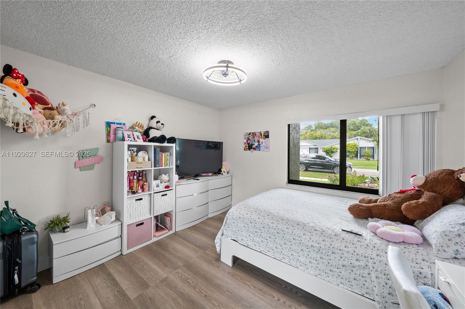 GUARDIAN ESTATES - Residential