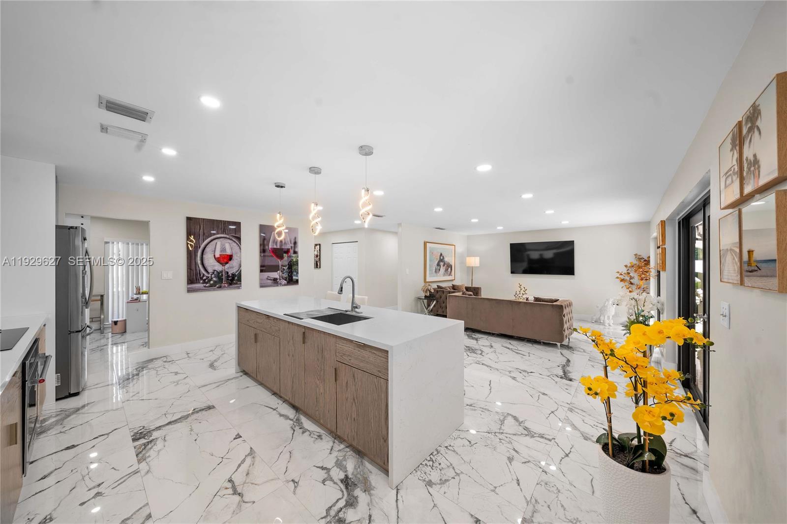 GUARDIAN ESTATES - Residential