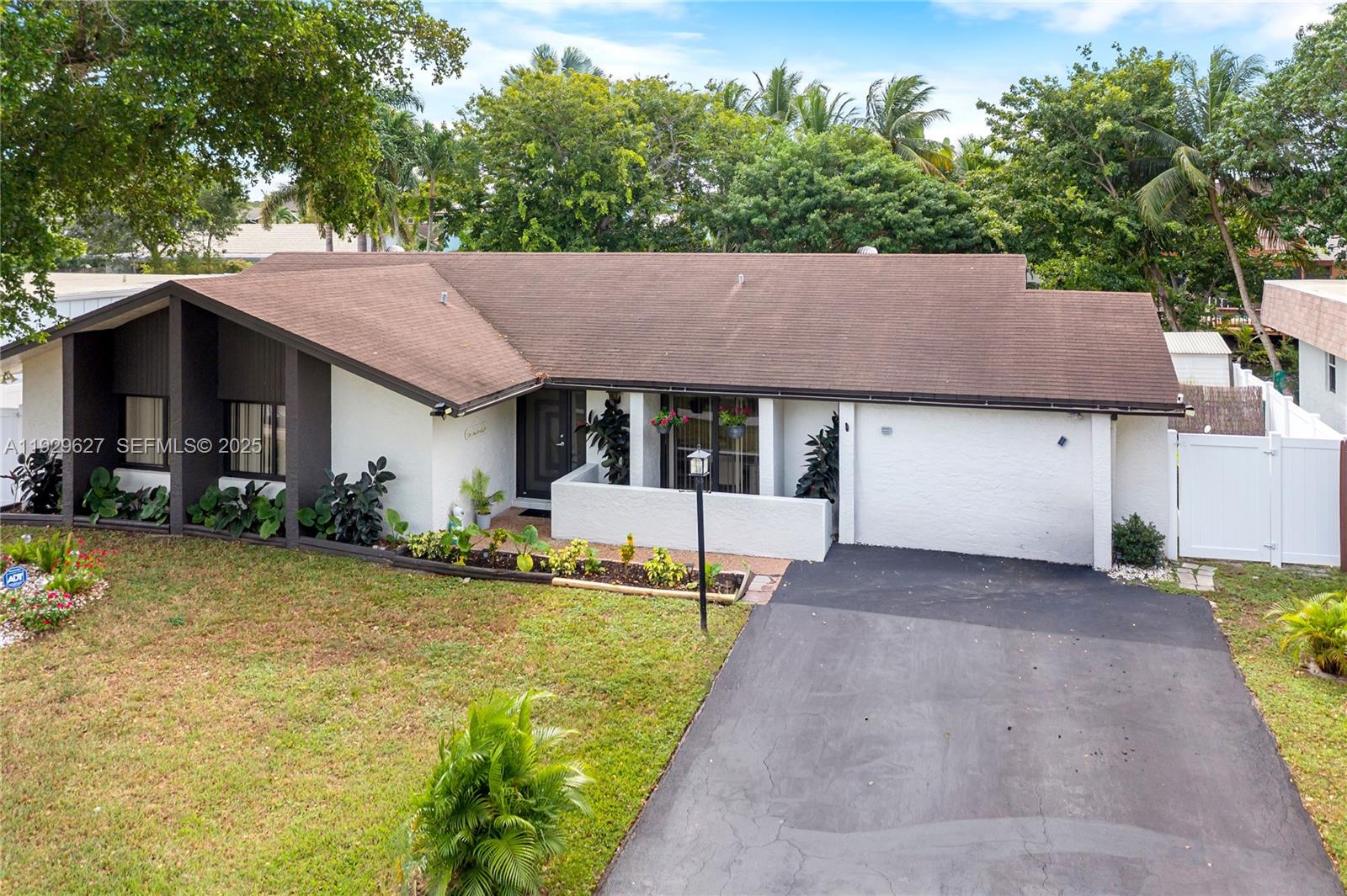 GUARDIAN ESTATES - Residential