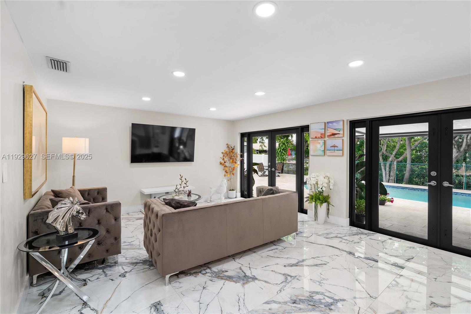 GUARDIAN ESTATES - Residential