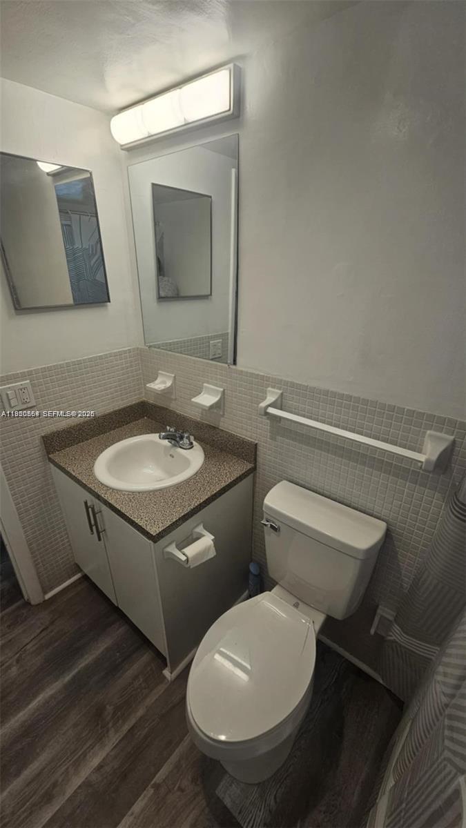 1500 CORAL TOWERS CONDO - Residential