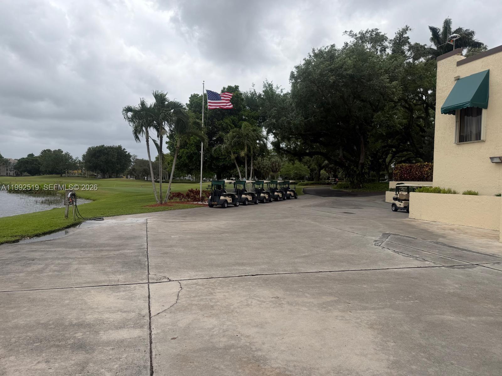 CONDO 24 OF WHITEHALL CON - Residential