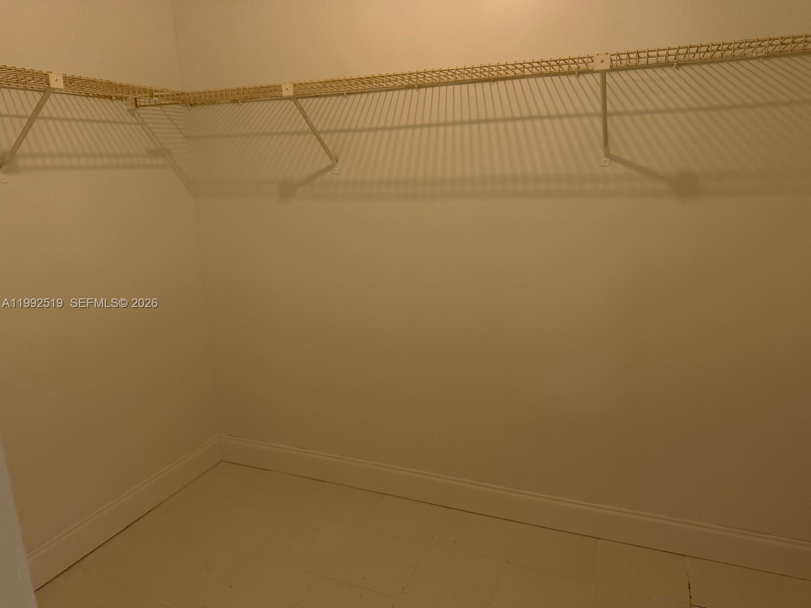 CONDO 24 OF WHITEHALL CON - Residential