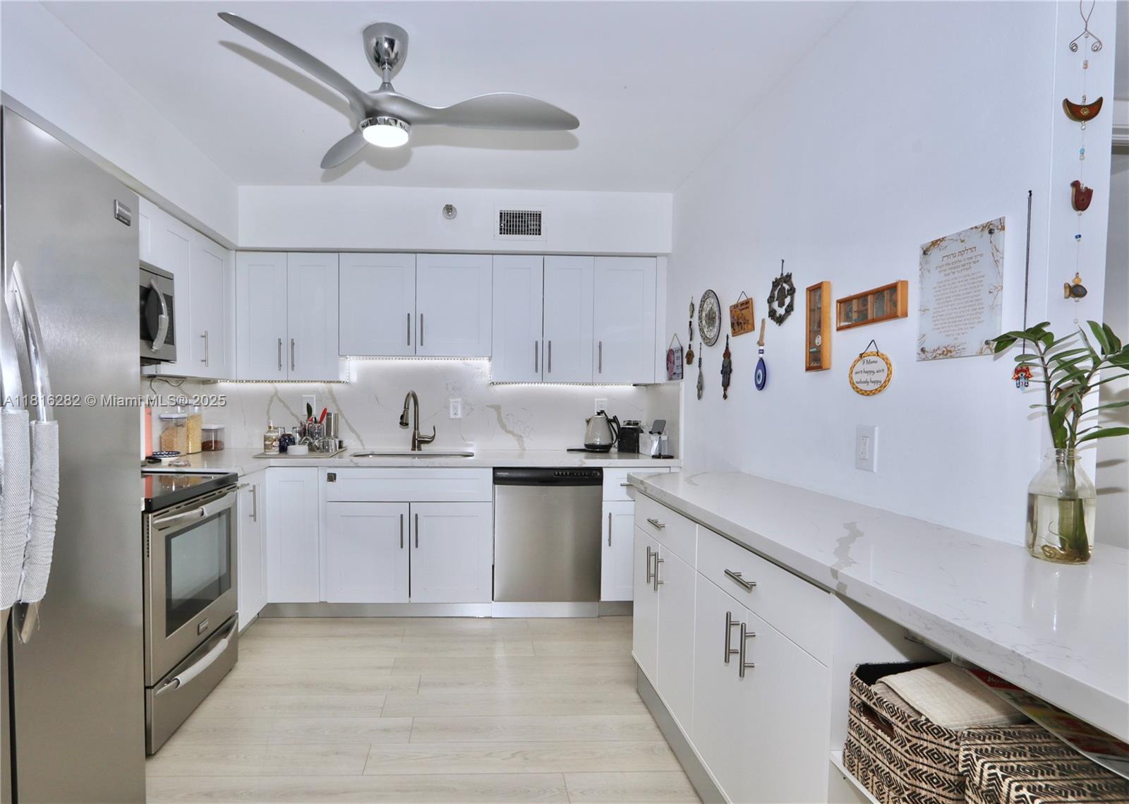 MYSTIC POINTE AT AVENTURA - Residential Lease