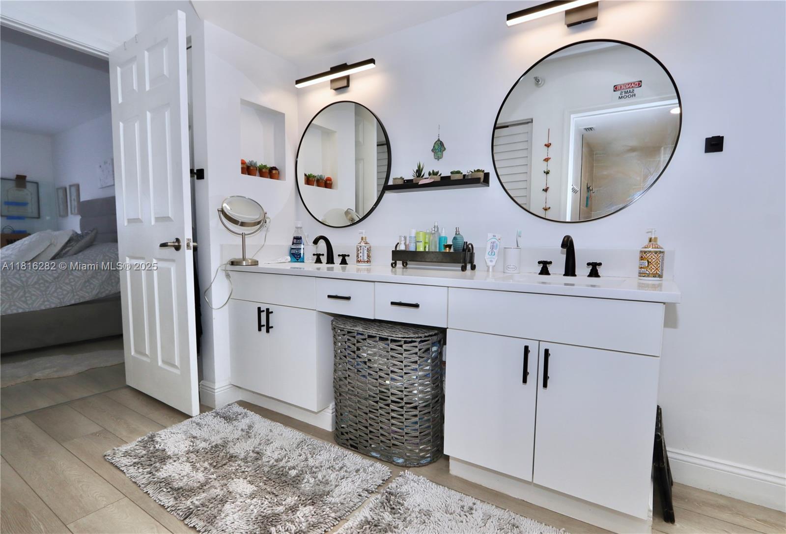 MYSTIC POINTE AT AVENTURA - Residential Lease