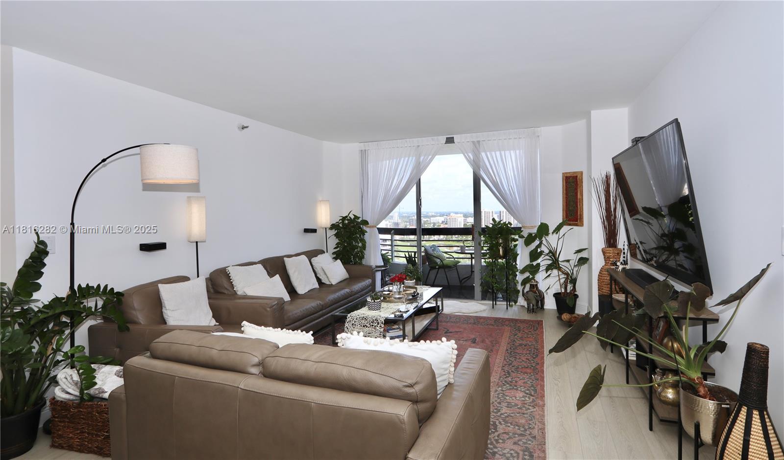 MYSTIC POINTE AT AVENTURA - Residential Lease