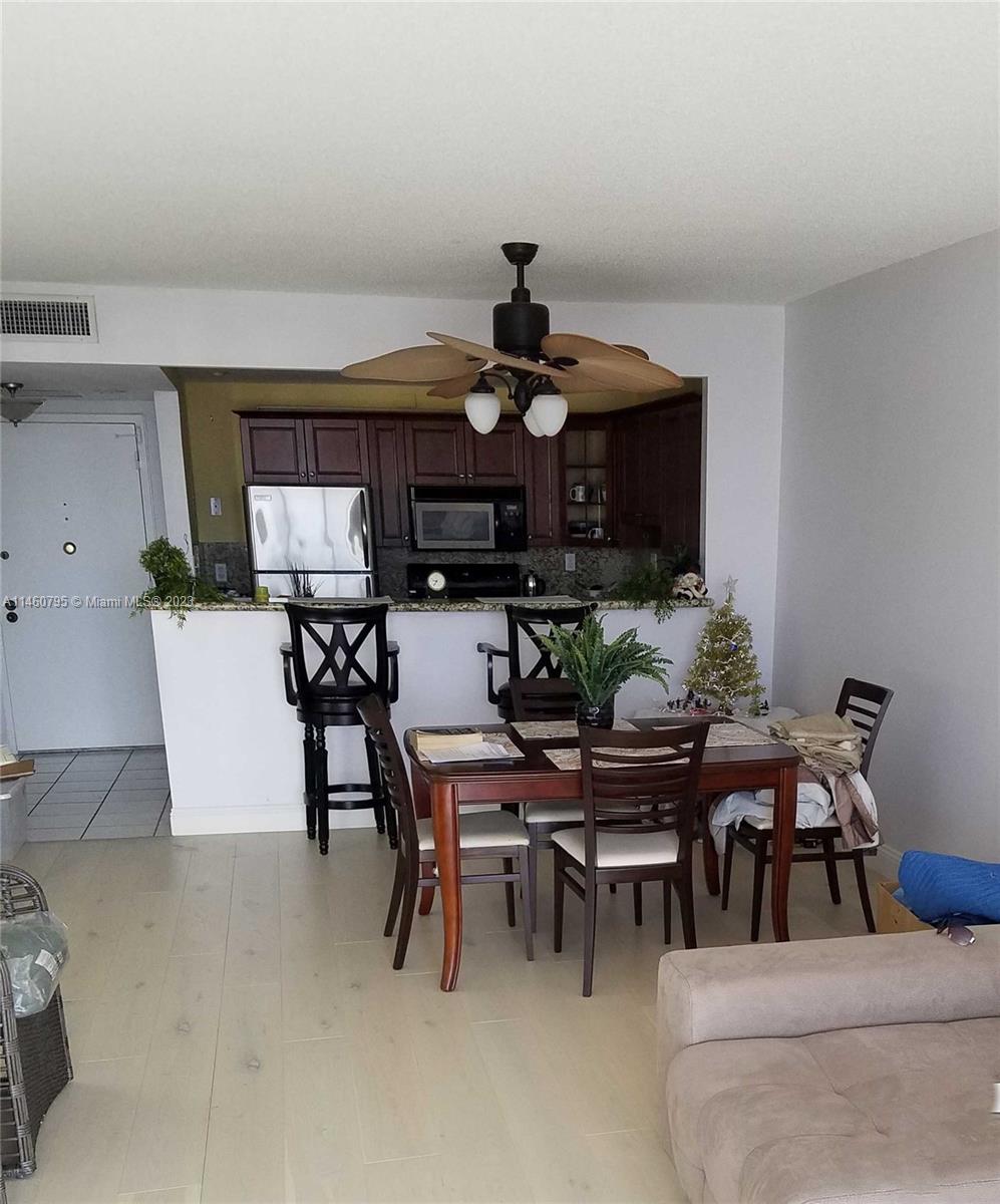 OLYMPUS CONDO PHASE - Residential