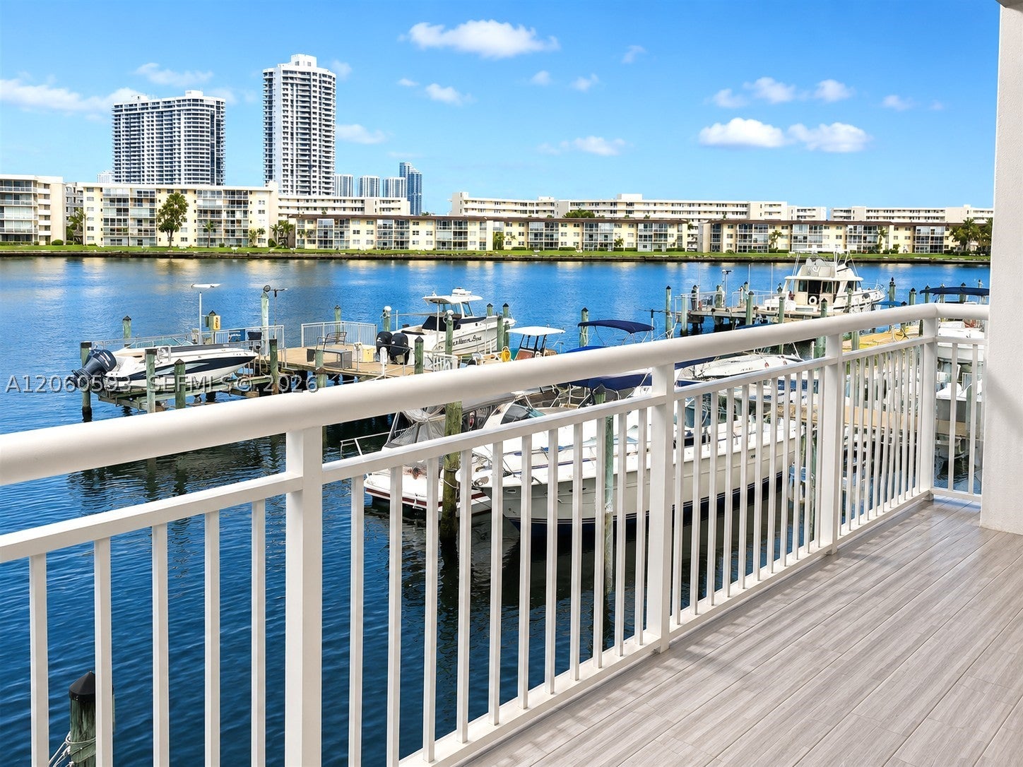 18071 Biscayne Blvd 302