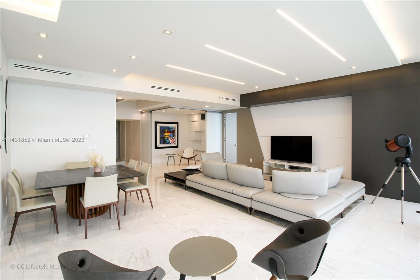 TDR TOWER III CONDO - Residential