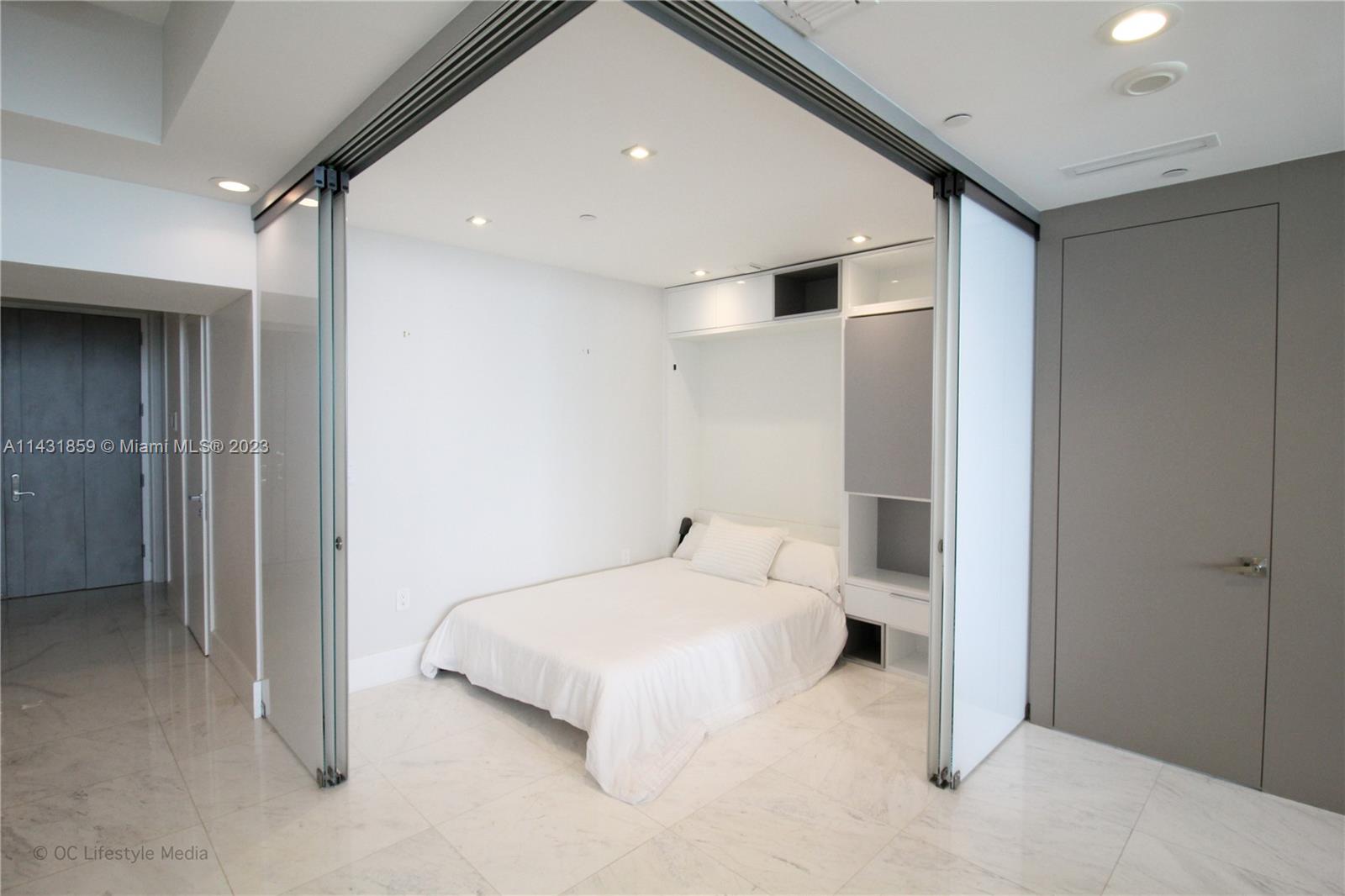 TDR TOWER III CONDO - Residential