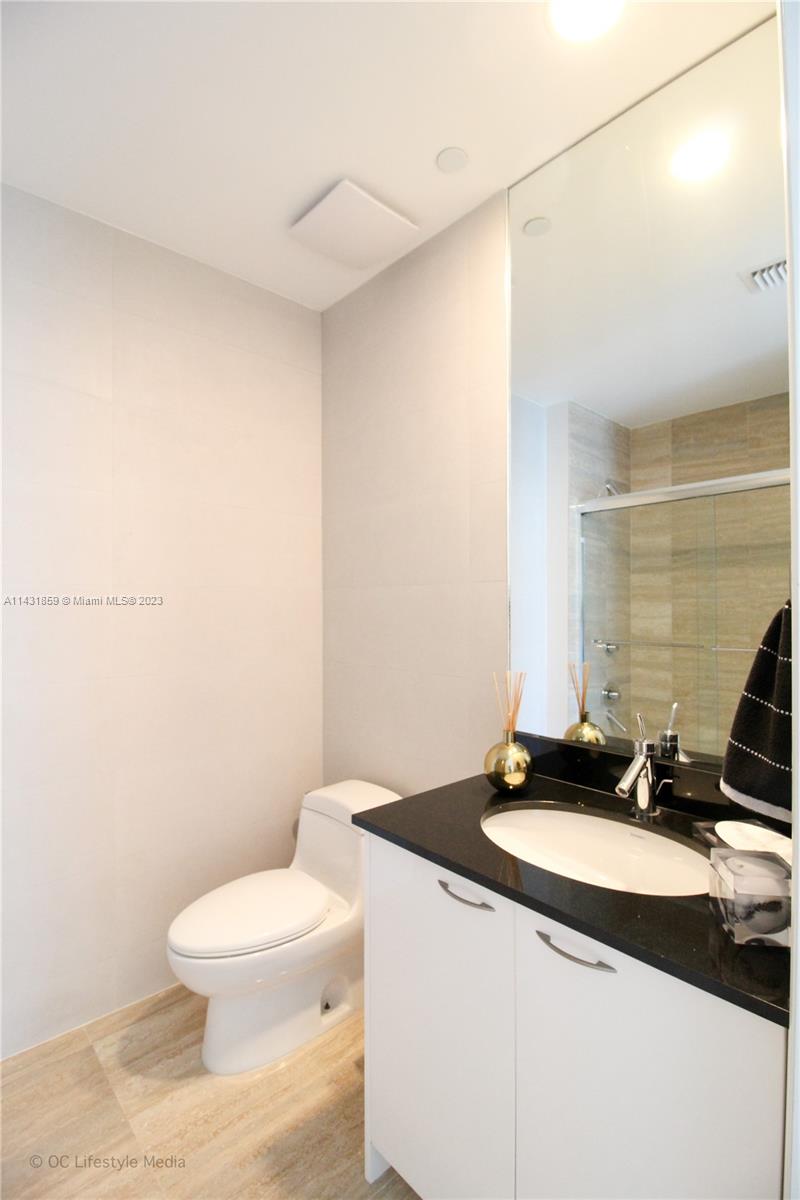 TDR TOWER III CONDO - Residential