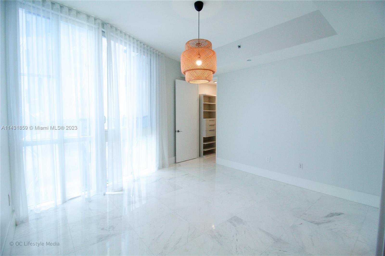 TDR TOWER III CONDO - Residential