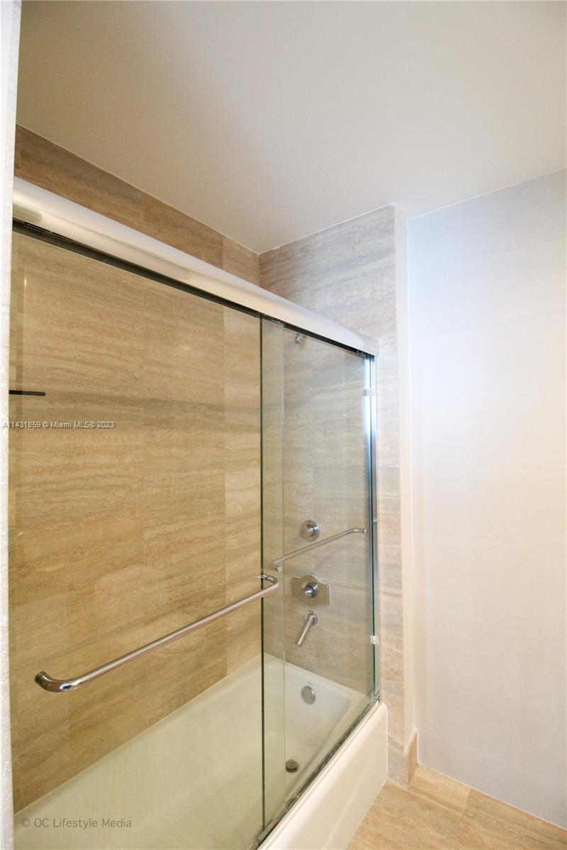 TDR TOWER III CONDO - Residential