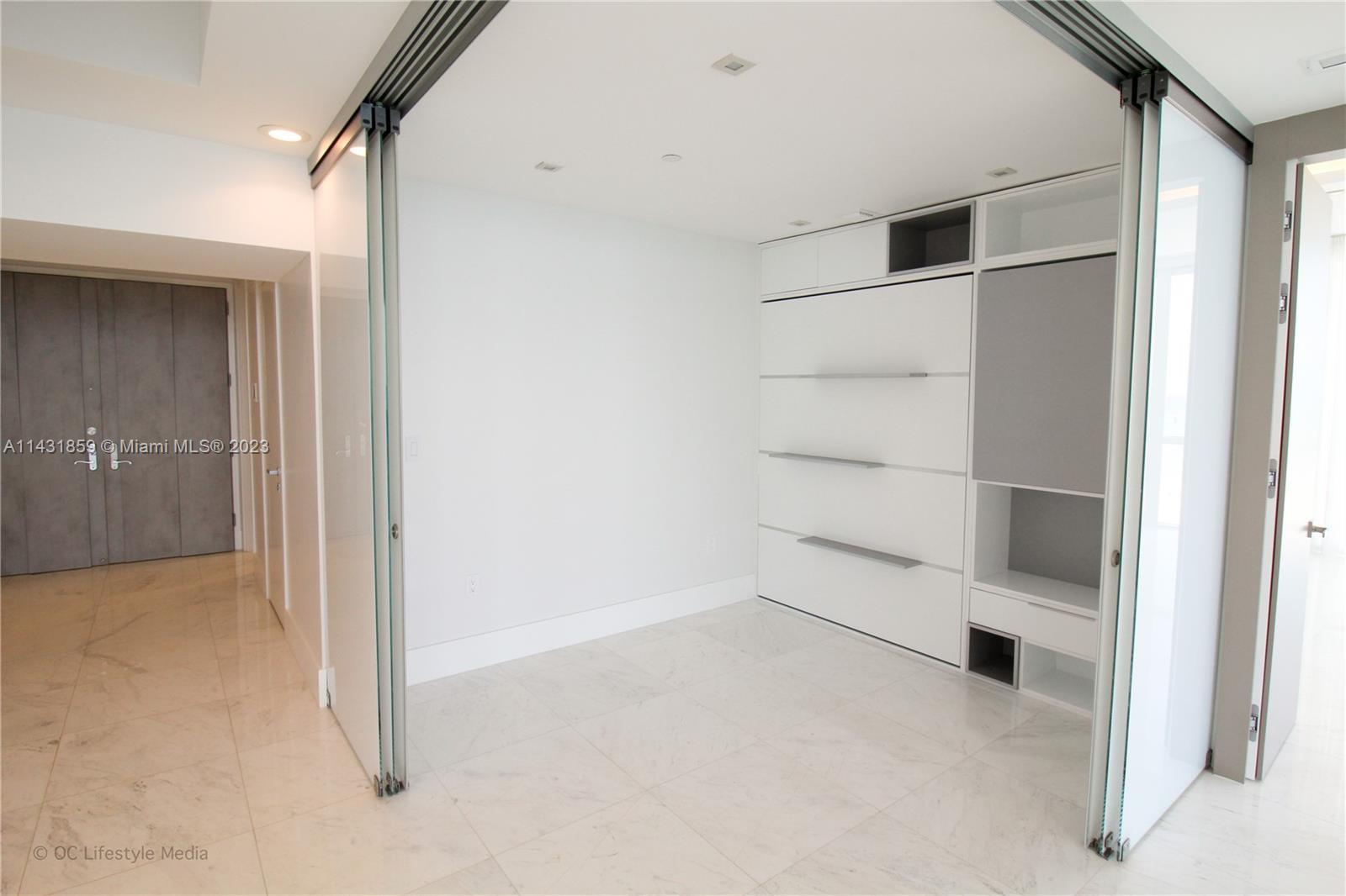 TDR TOWER III CONDO - Residential