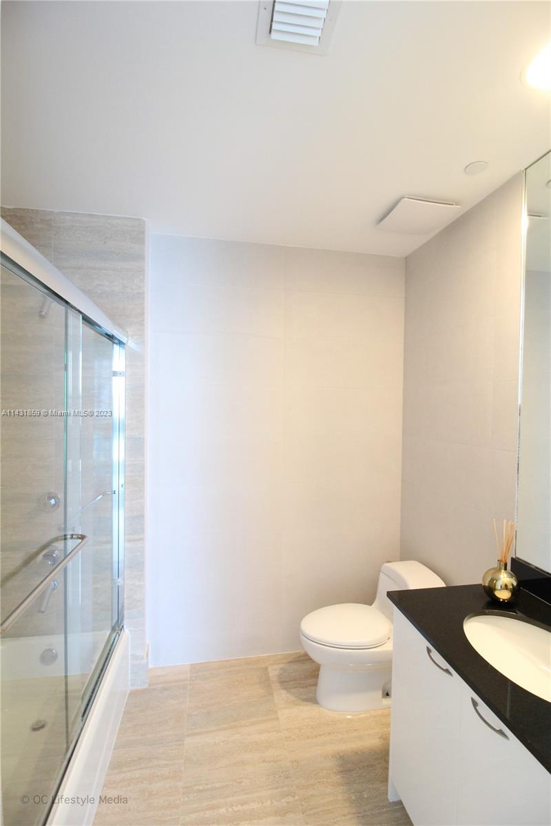 TDR TOWER III CONDO - Residential