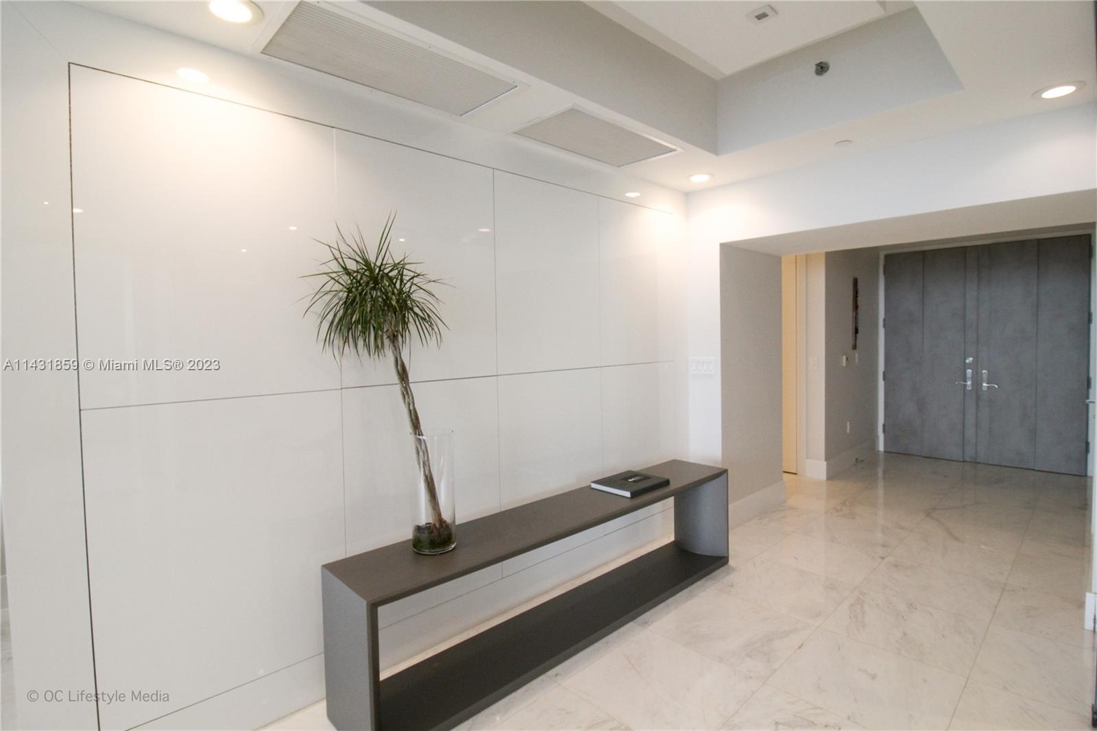 TDR TOWER III CONDO - Residential