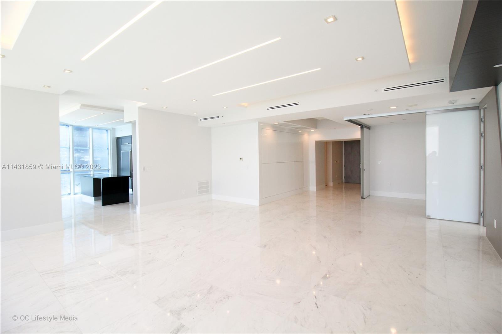 TDR TOWER III CONDO - Residential