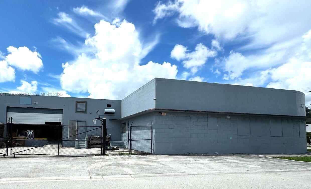 This industrial building features 13,400 square feet of space, ideal for warehousing, manufacturing, or distribution purposes.? Its dock high loading capabilities ensure efficient loading and unloading of goods, enhancing logistical operations.? The property is strategically located to maximize accessibility and convenience.? Additionally, the building layout and design are optimized for industrial workflows, providing ample space for equipment, inventory, and operational activities.?
This property is situated off the active corridor of NE 2nd Ave.? Its convenient location offers easy access to downtown Miami, Biscayne Boulevard, 1-95, and the Beaches, as well as minutes away from Miami Shores, MiMo, the Design District and Wynwood.?