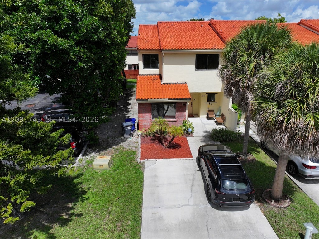 Photo of 3813 Simms St #3813, Hollywood, FL 33021 (MLS # A12091743)