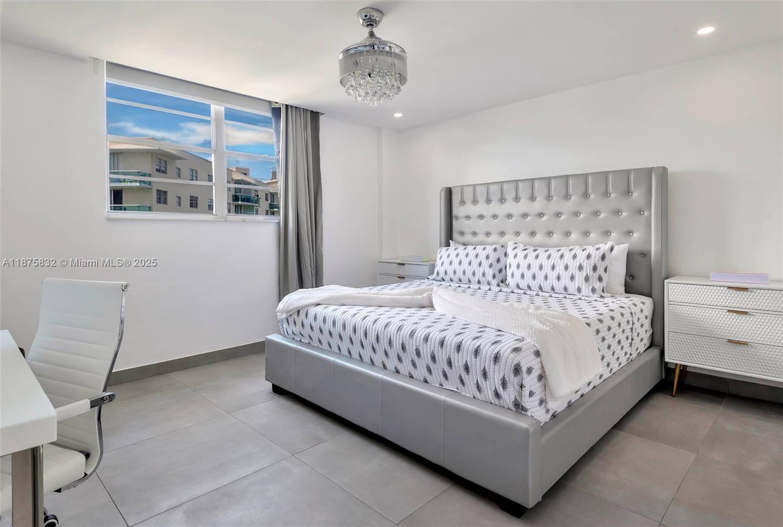 SIAN OCEAN RESIDENCES CON - Residential