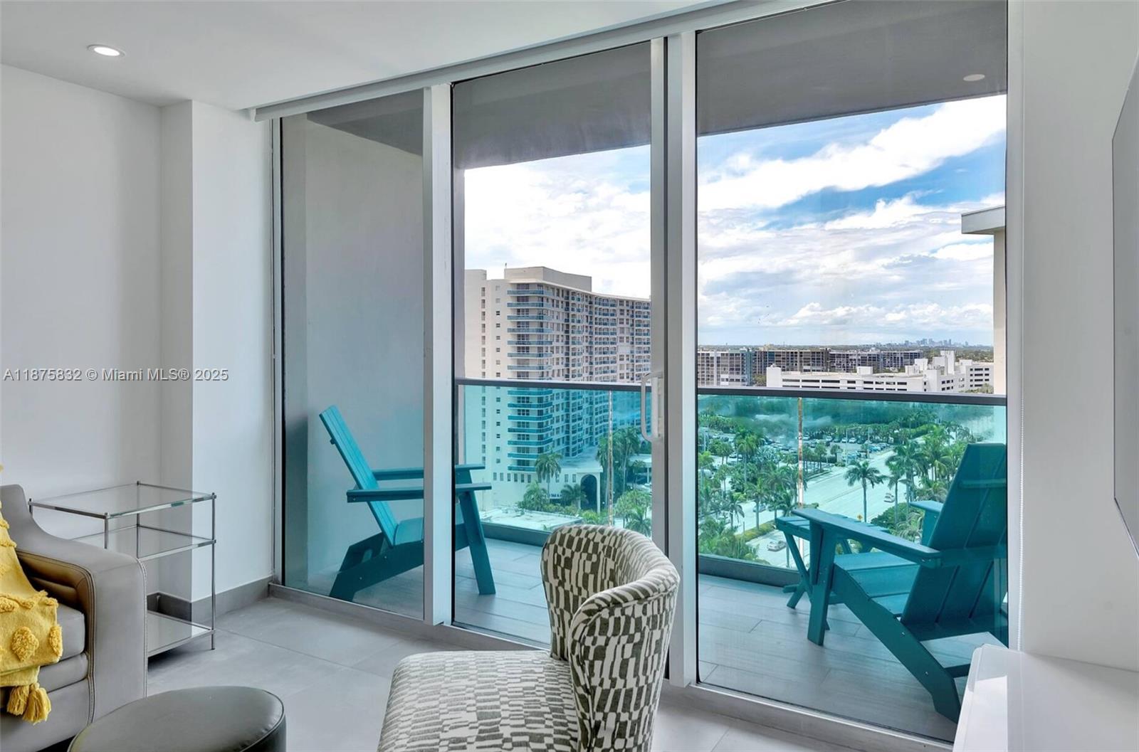 SIAN OCEAN RESIDENCES CON - Residential