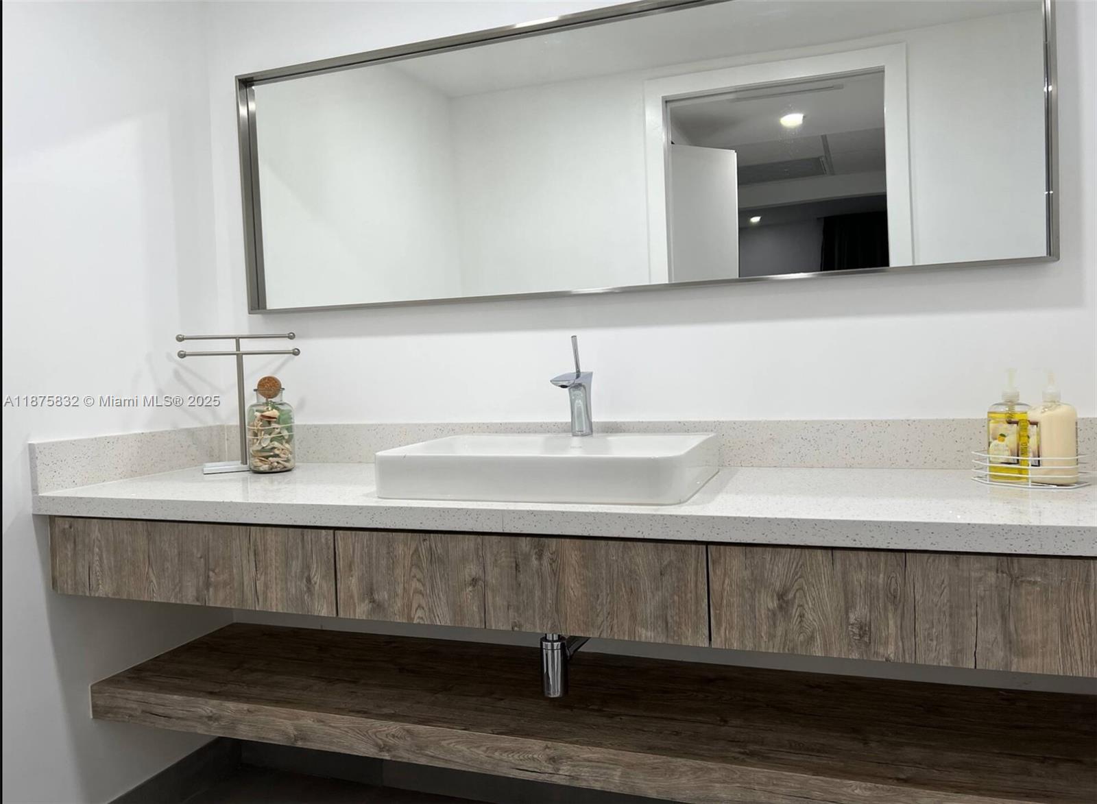 SIAN OCEAN RESIDENCES CON - Residential