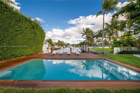 861 Harbor Dr Key Biscayne FL 33149