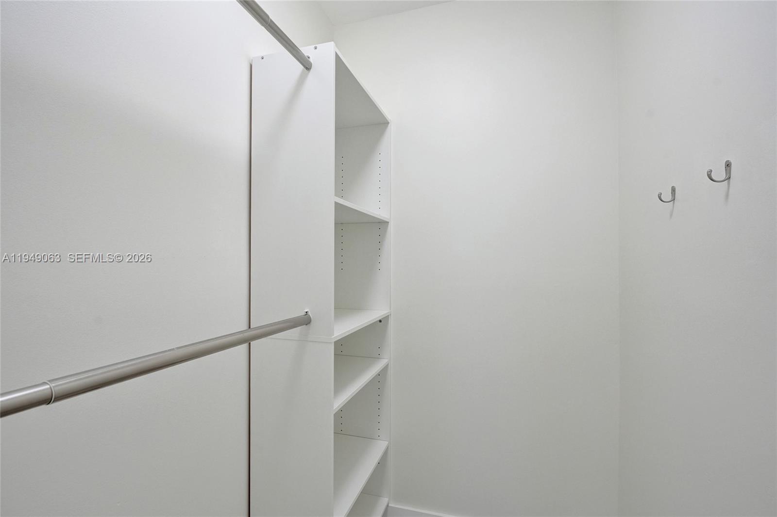 FAIRWAY VILLAS AT ROYAL P - Residential